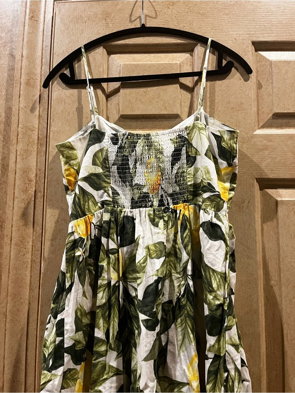 H&M sweetheart neckline